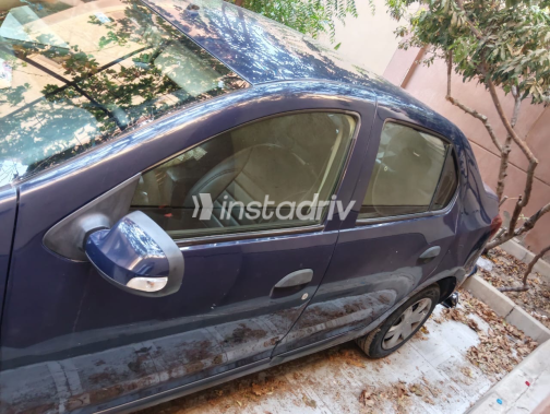 Renault Logan 2019 Blue Automatic Used for Sale in Greater Cairo ( Cairo + Giza) - 1