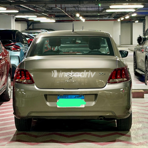 Peugeot 301 2018 Champagne Automatic Used for Sale in Greater Cairo ( Cairo + Giza) - 2