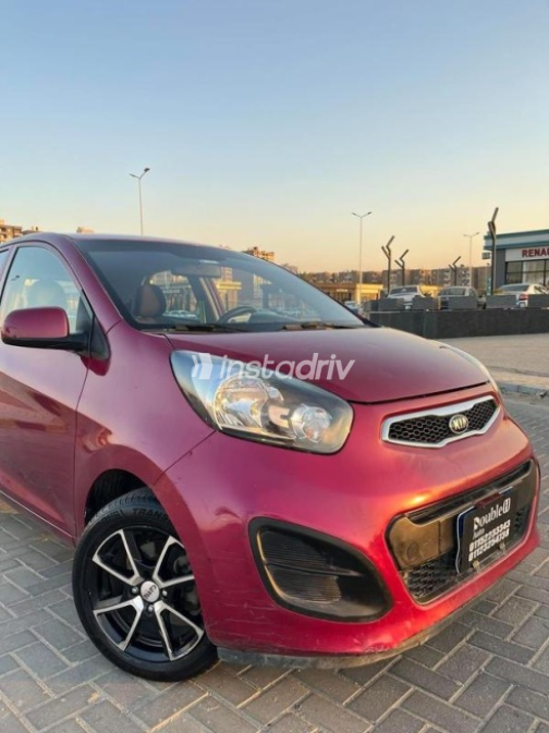 Kia Picanto 2013 Dark Red Automatic Used for Sale in Nasr city - 2