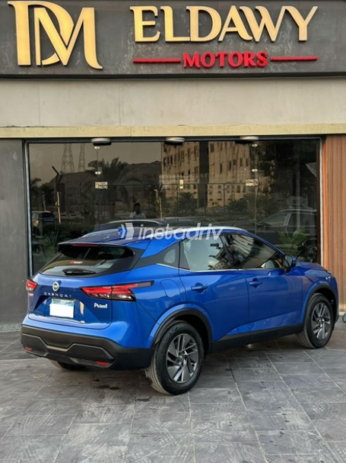 Nissan Qashqai 2022 Dark Blue Automatic Used for Sale in El Katameya - 5