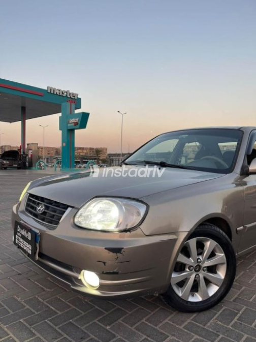 Hyundai Verna 2011 Gray Automatic Used for Sale in Nasr city - 3