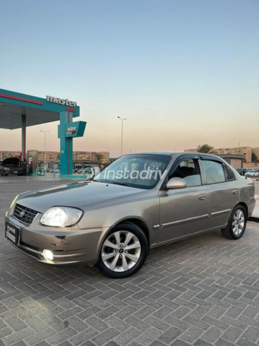 Hyundai Verna 2011 Gray Automatic Used for Sale in Nasr city - 4