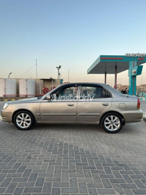 Hyundai Verna 2011 Gray Automatic Used for Sale in Nasr city - 10