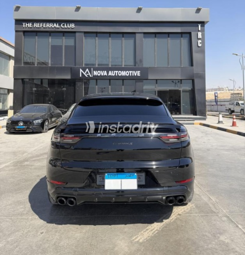 Porsche Cayenne 2022 Black Automatic Used for Sale in Cairo - 5