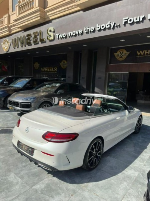 Mercedes C 180 2023 White Automatic Used for Sale in Cairo - 3