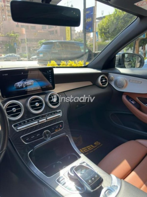 Mercedes C 180 2023 White Automatic Used for Sale in Cairo - 7