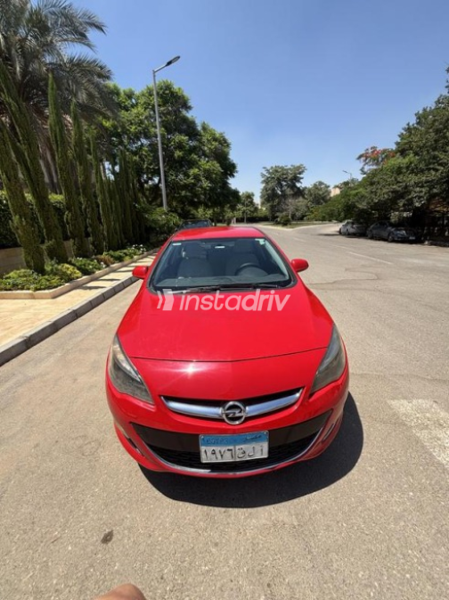Opel Astra 2020 Red Automatic Used for Sale in Greater Cairo ( Cairo + Giza) - 2