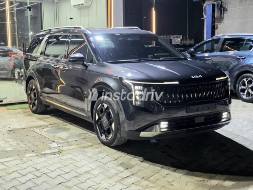 Kia Carnival 2025 Gray Automatic Used for Sale in Nasr city - 2