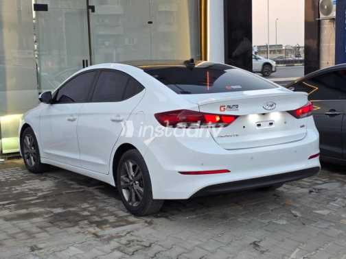 Hyundai Avante 2016 White Automatic Used for Sale in Nasr city - 7
