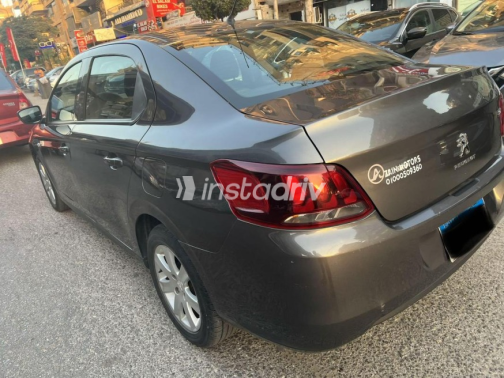 Peugeot 301 2022 Gray Automatic Used for Sale in Nasr city - 4