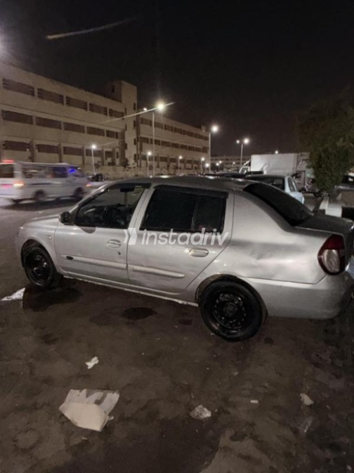 Renault Clio 2008 Silver Manual Used for Sale in Cairo - 5