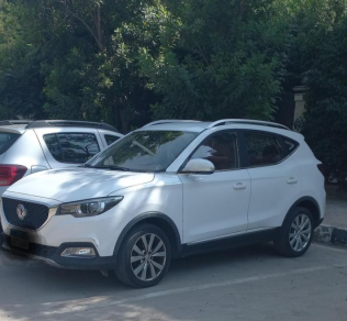 MG ZS 2022 White Automatic Used for Sale in 6 October
