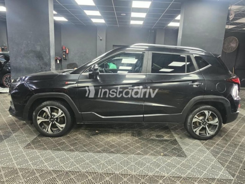 Jac JS4 2021 Black Automatic Used for Sale in Sheikh Zayed City - 5