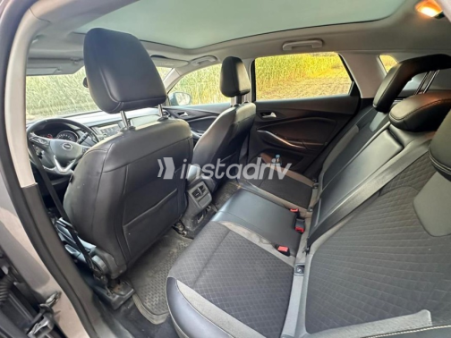Opel Grandland 2021 Silver Automatic Used for Sale in Greater Cairo ( Cairo + Giza) - 7