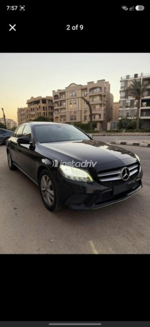مرسيدس 180 2019 أسود أوتوماتيك مستعملة للبيع في شيراتون - 9