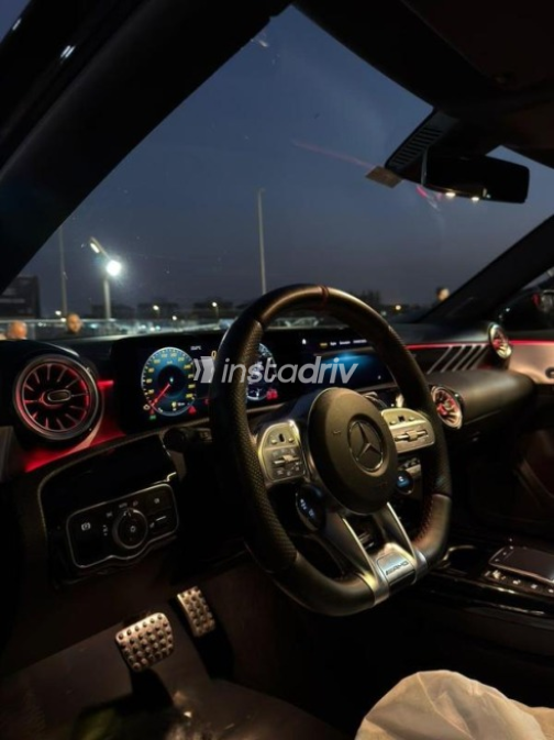مرسيدس A 35 AMG 2022 أسود أوتوماتيك مستعملة للبيع في القاهرة - 5