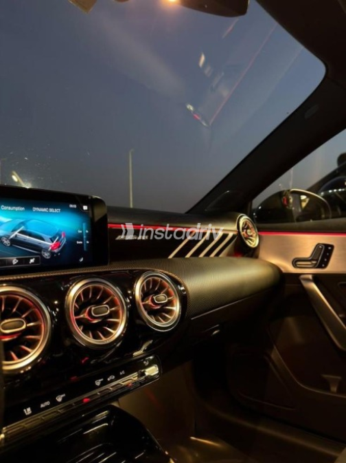 مرسيدس A 35 AMG 2022 أسود أوتوماتيك مستعملة للبيع في القاهرة - 6