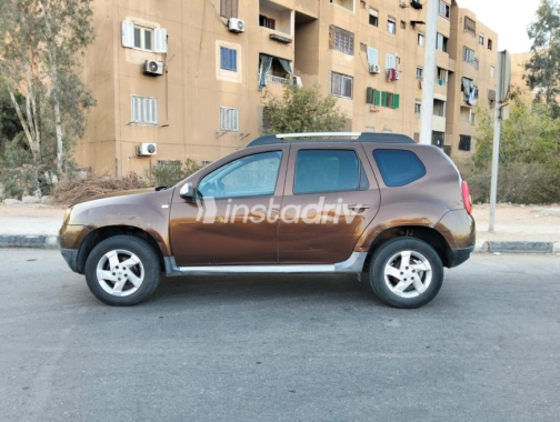Renault Duster 2014 Brown Manual Used for Sale in Nasr city - 5