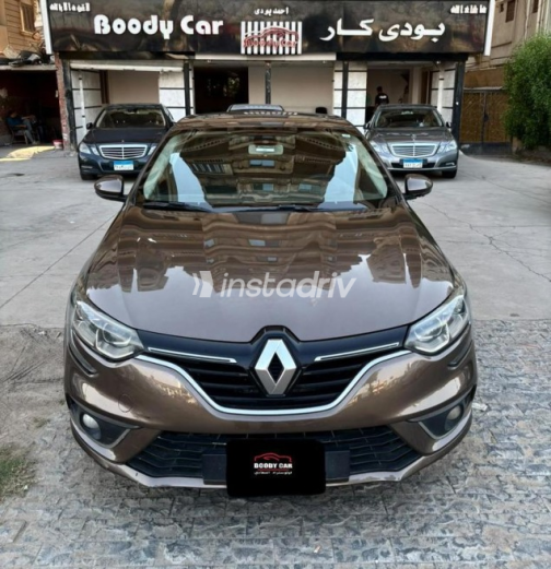 رينو ميجان 2021 بني أوتوماتيك مستعملة للبيع في المعادى - 1