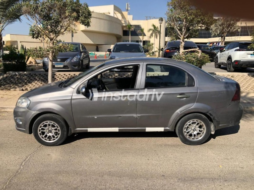 Chevrolet Aveo 2007 Silver Manual Used for Sale in Cairo - 2
