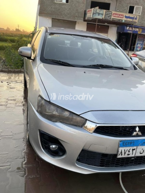 Mitsubishi Lancer EX Shark 2018 Silver Automatic Used for Sale in Cairo - 2