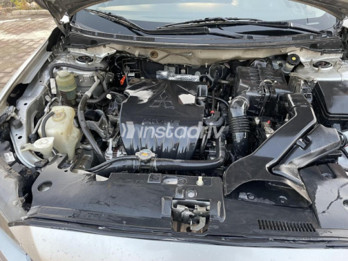 Mitsubishi Lancer EX Shark 2018 Silver Automatic Used for Sale in Cairo - 4