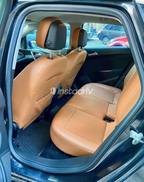 Opel Astra 2017 Black Automatic Used for Sale in Heliopolis - 3