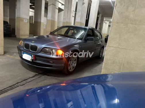 بي ام دبليو 318 2000 أزرق أوتوماتيك مستعملة للبيع في الإسكندرية - 1