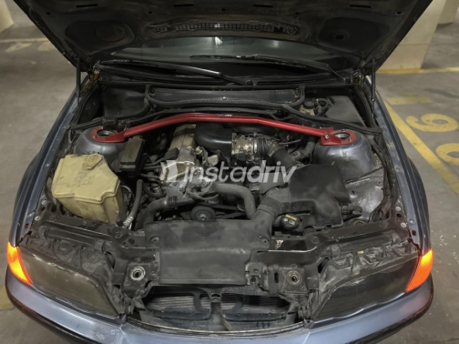 بي ام دبليو 318 2000 أزرق أوتوماتيك مستعملة للبيع في الإسكندرية - 4