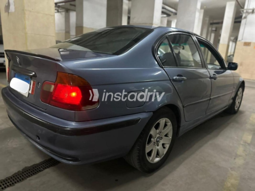 بي ام دبليو 318 2000 أزرق أوتوماتيك مستعملة للبيع في الإسكندرية - 10