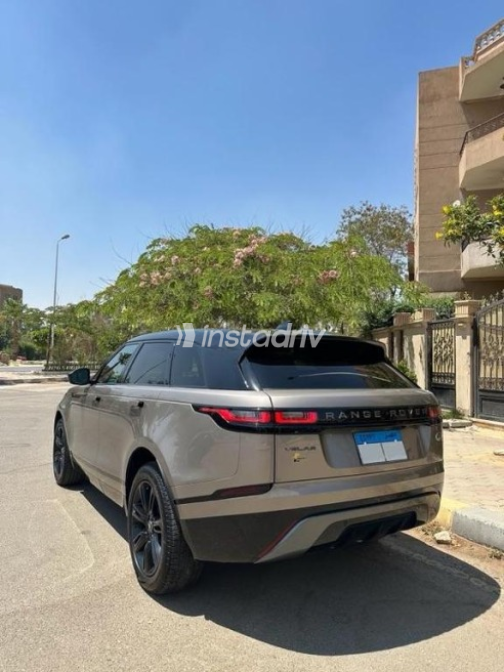 Land Rover Velar 2022 Gold Automatic Used for Sale in Cairo - 2