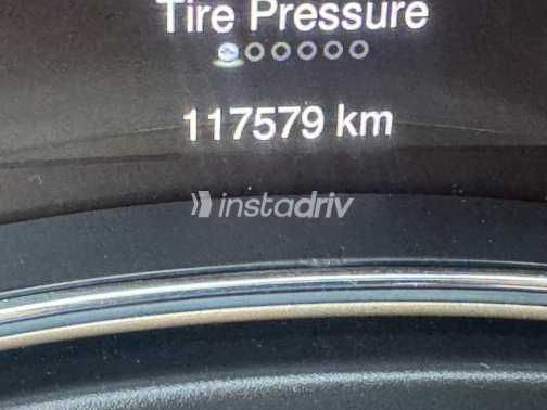 Jeep Grand Cherokee 2015 Silver Automatic Used for Sale in Cairo - 9