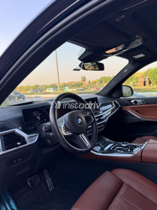 BMW X5 M 2024 Dark Blue Automatic Used for Sale in Sheikh Zayed City - 7