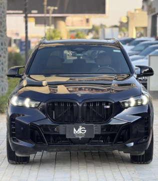 BMW X5 M 2024 Dark Blue Automatic Used for Sale in Sheikh Zayed City