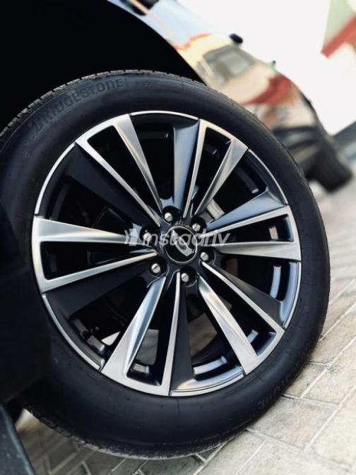 Cadillac Escalade 2025 Black Automatic Used for Sale in Nasr city - 4
