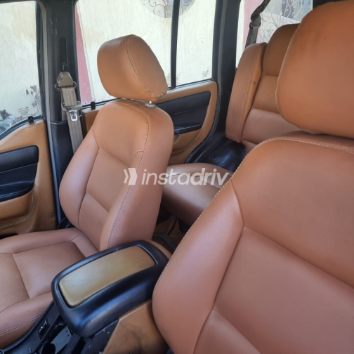 Ssang Yong Musso 2008 Black Automatic Used for Sale in Greater Cairo ( Cairo + Giza) - 4
