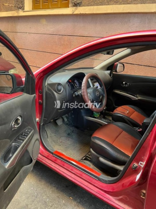 Nissan Sunny 2014 Red Automatic Used for Sale in Greater Cairo ( Cairo + Giza) - 3