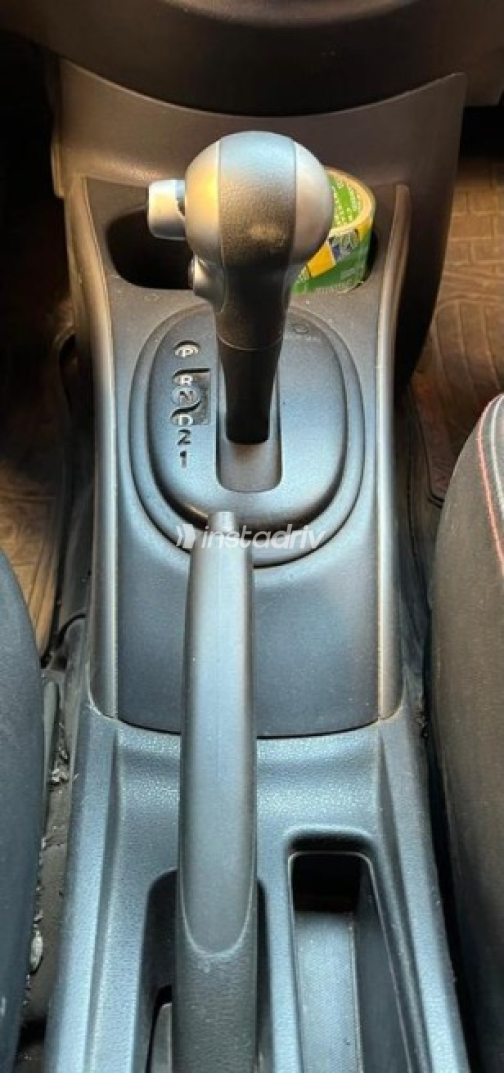Nissan Sunny 2014 Red Automatic Used for Sale in Greater Cairo ( Cairo + Giza) - 6