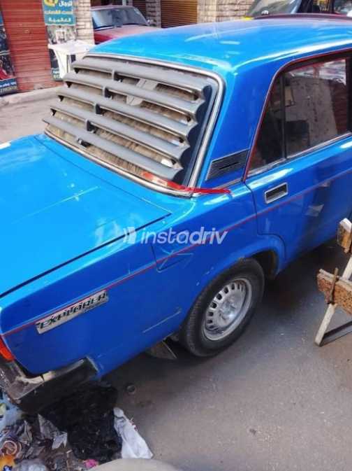 لادا 2105 1995 أزرق يدوي مستعملة للبيع في الإسكندرية - 9
