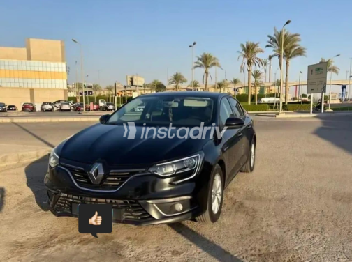 Renault Megane 2019 Black Automatic Used for Sale in Greater Cairo ( Cairo + Giza) - 3