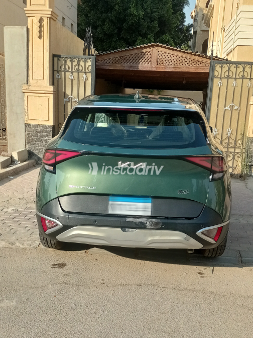 Kia Sportage 2024 Green Automatic Used for Sale in Greater Cairo ( Cairo + Giza) - 5