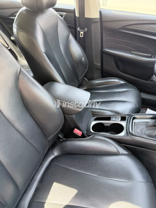 MG 5 2022 Silver Automatic Used for Sale in Greater Cairo ( Cairo + Giza) - 5