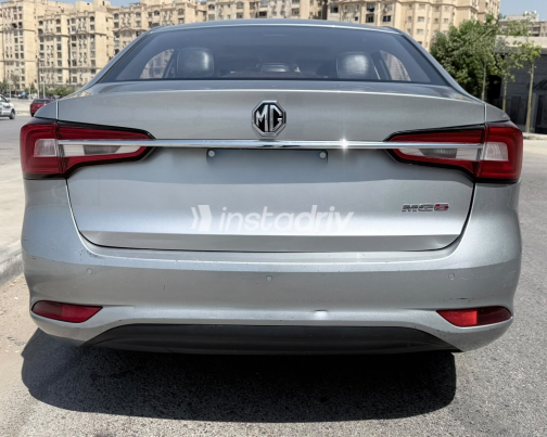 MG 5 2022 Silver Automatic Used for Sale in Greater Cairo ( Cairo + Giza) - 6