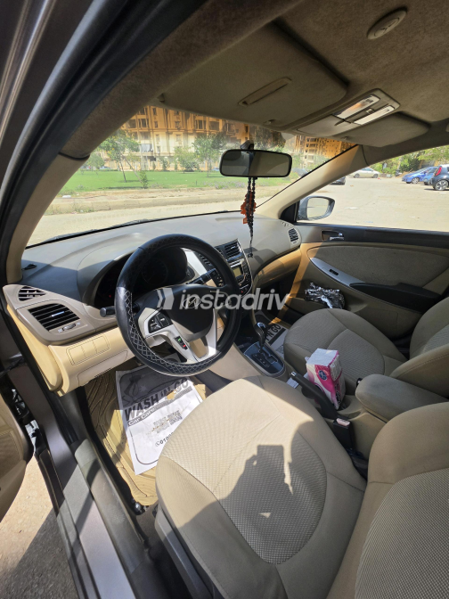 Hyundai Accent RB 2012 Bronze Automatic Used for Sale in Greater Cairo ( Cairo + Giza) - 9