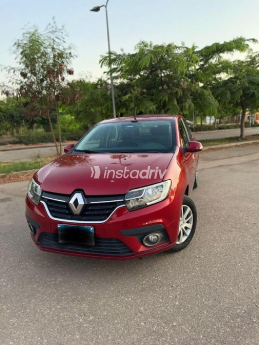 Renault Logan 2021 Dark Red Automatic Used for Sale in Greater Cairo ( Cairo + Giza) - 9