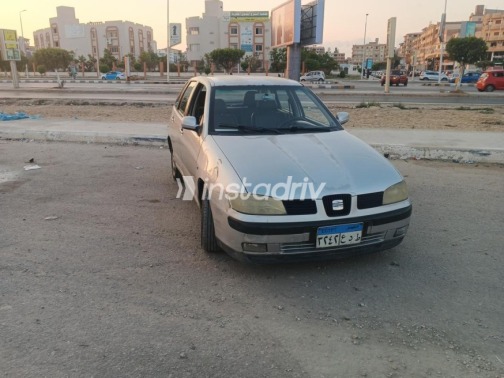 Seat Ibiza 2002 Silver Automatic Used for Sale in Damietta - 6