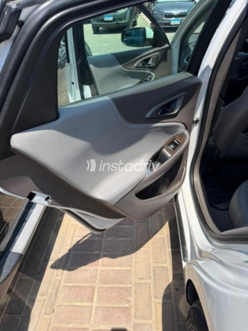 Chevrolet Malibu 2019 White Automatic Used for Sale in Nasr city - 8