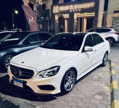 مرسيدس E 250 2015 أبيض أوتوماتيك مستعملة للبيع في دمياط - 2