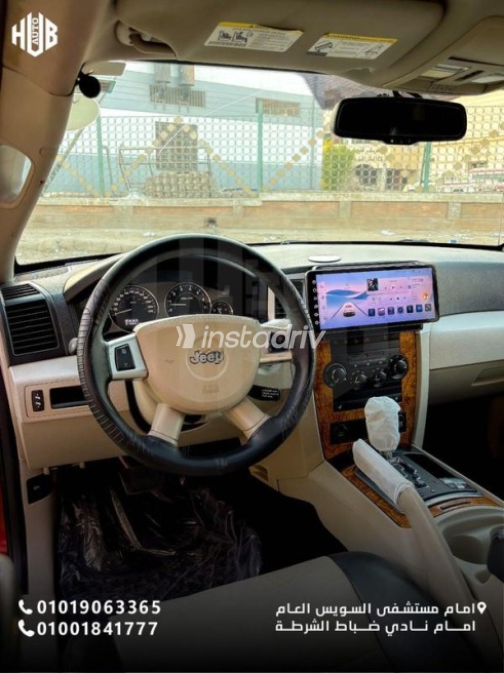 Jeep Grand Cherokee 2010 Red Automatic Used for Sale in Suez  - 9