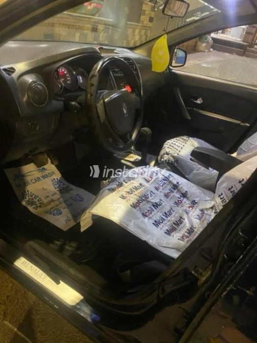Renault Logan 2016 Dark Blue Automatic Used for Sale in Hadayek October - 3